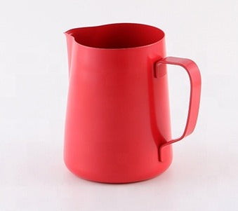 Red pitcher 600ml